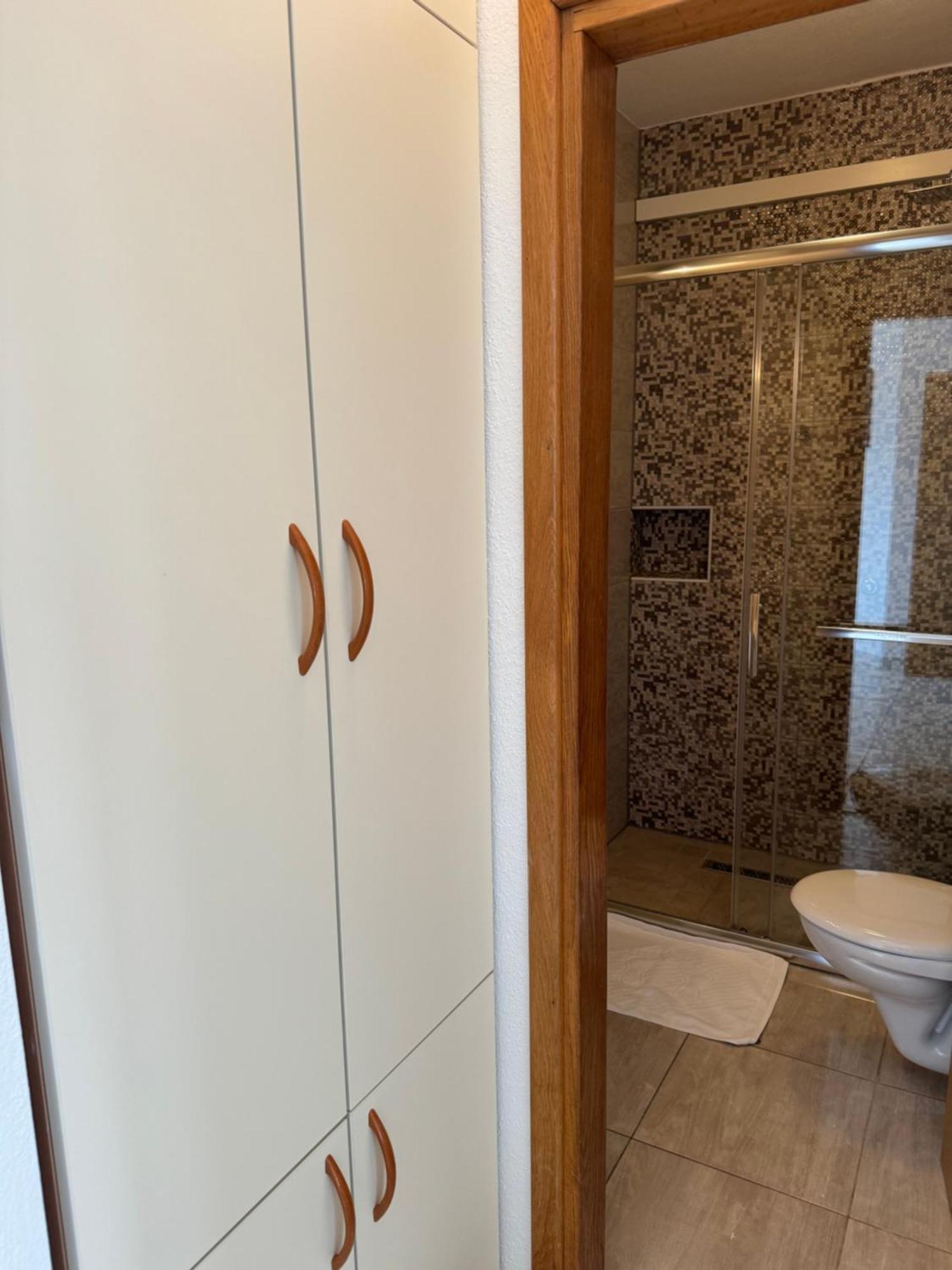 House 100M From The Beach With Free Parking And Breakfast Baska Voda Luaran gambar